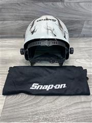 snap onヘルメット Snap-on Adjustable Auto-Darkening Welding Helmet White Skull